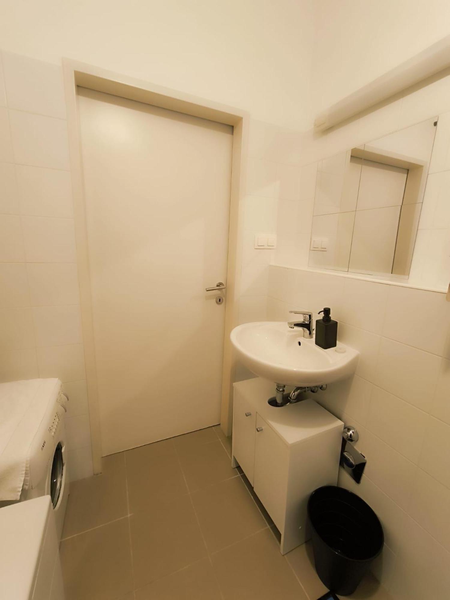 Pretty Apartment Next To Metro Station 비엔나 외부 사진